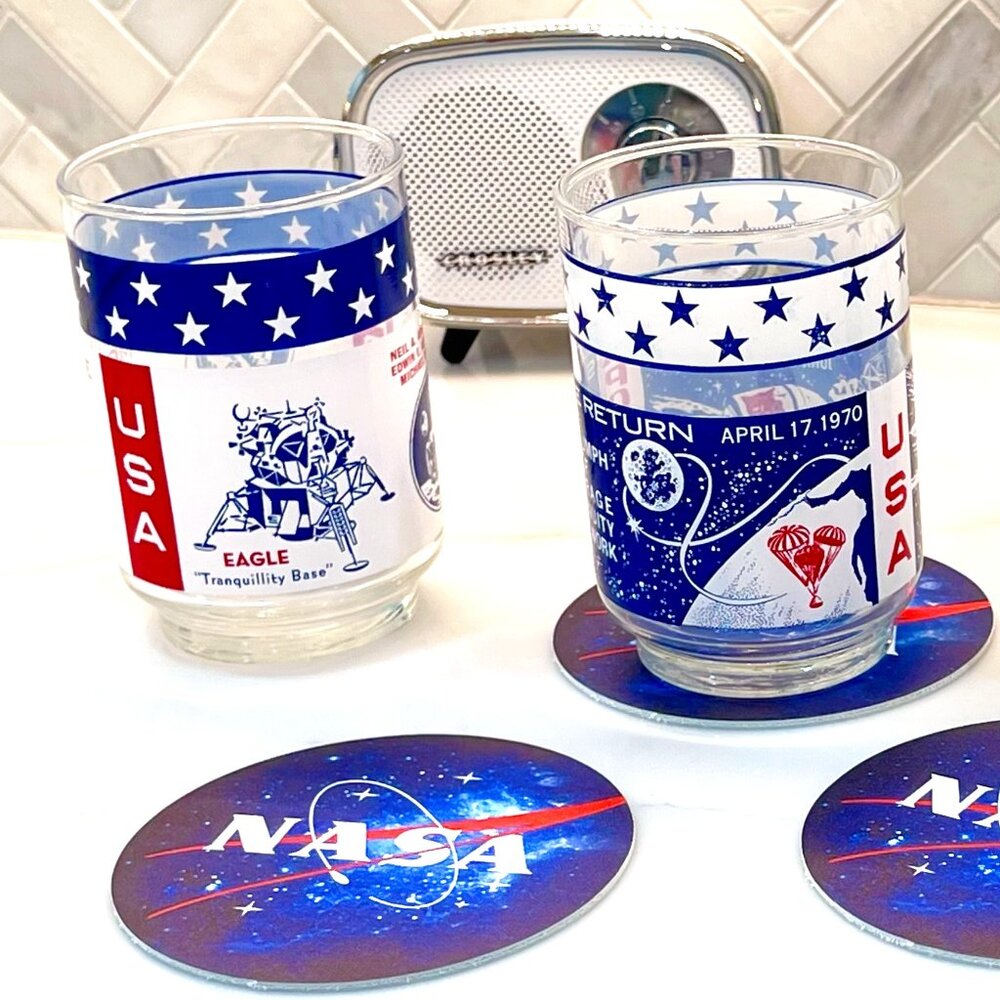 VINTAGE (Set of 4) 1969 Apollo 11 & 13 Glasses + NASA Coasters